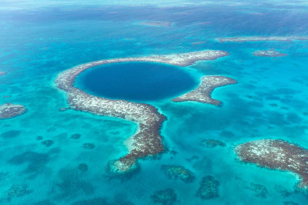 Belize Liveaboards and Dive Resorts