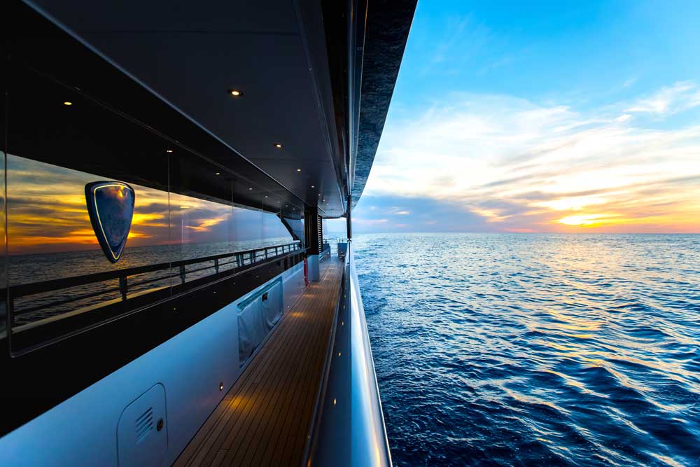 top 10 liveaboard destinations in the world