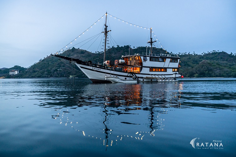 Ratana Phinisi Liveaboard